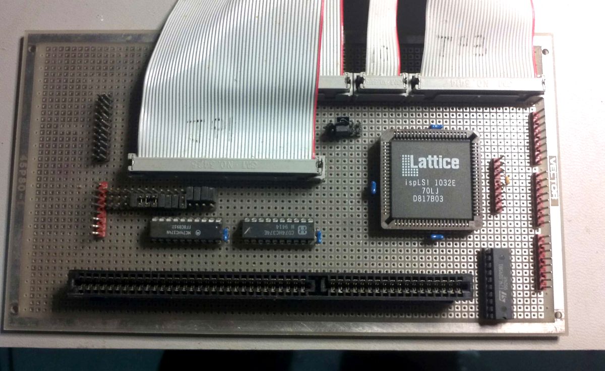 Programmable logic prototype board